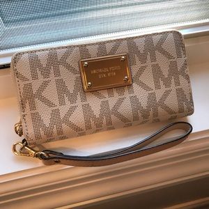 Michael Kors Signature Coated Wristlet